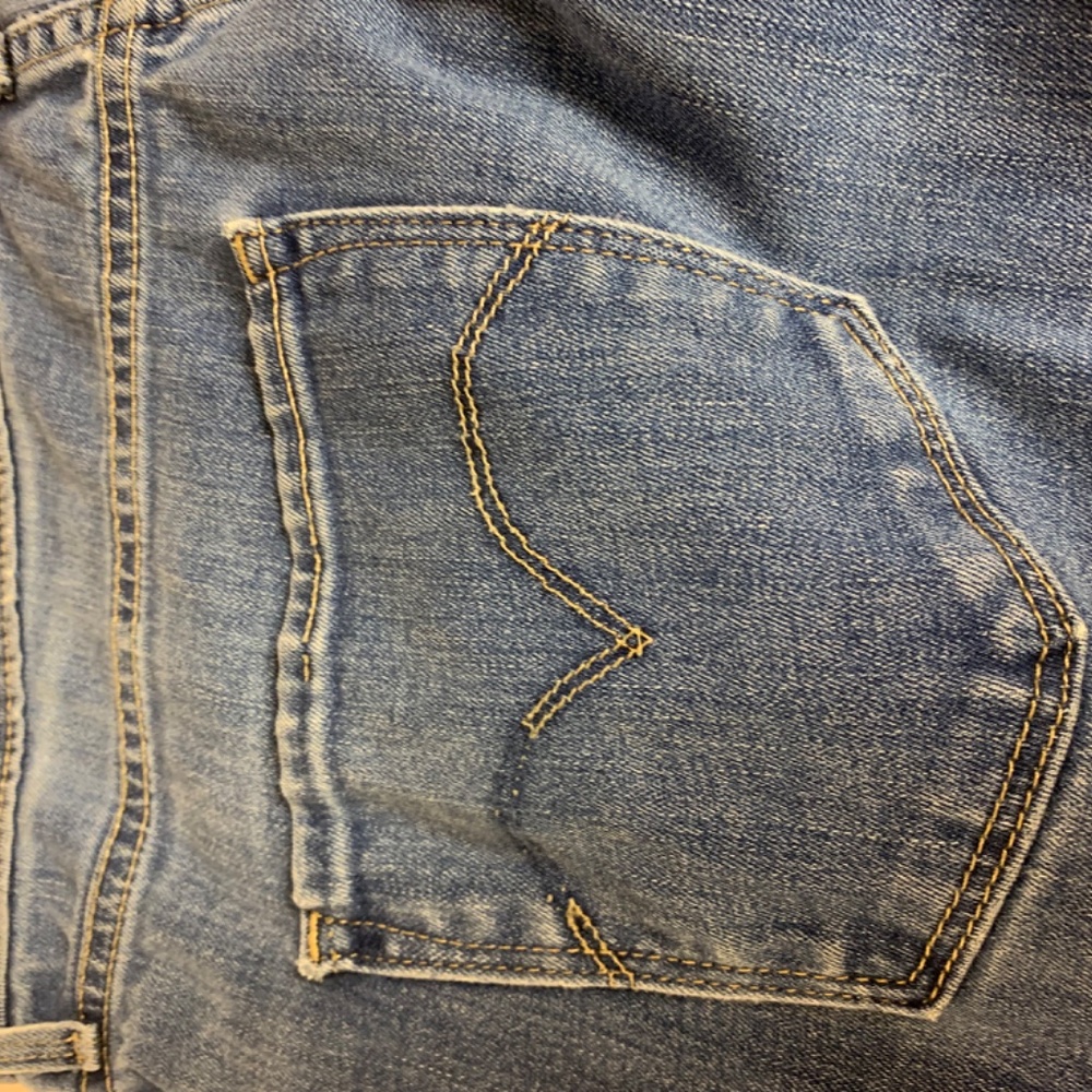 Levi’s 315 Shaping Women’s Bootcut 33x35 Distressed Faded Causal cowgirl western - Picture 9 of 10